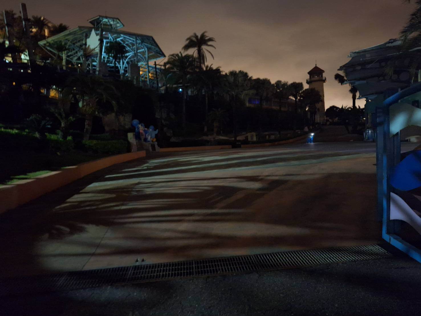 遠雄海洋公園響應世界關燈日,關閉不必要電源.jpg (104 KB)