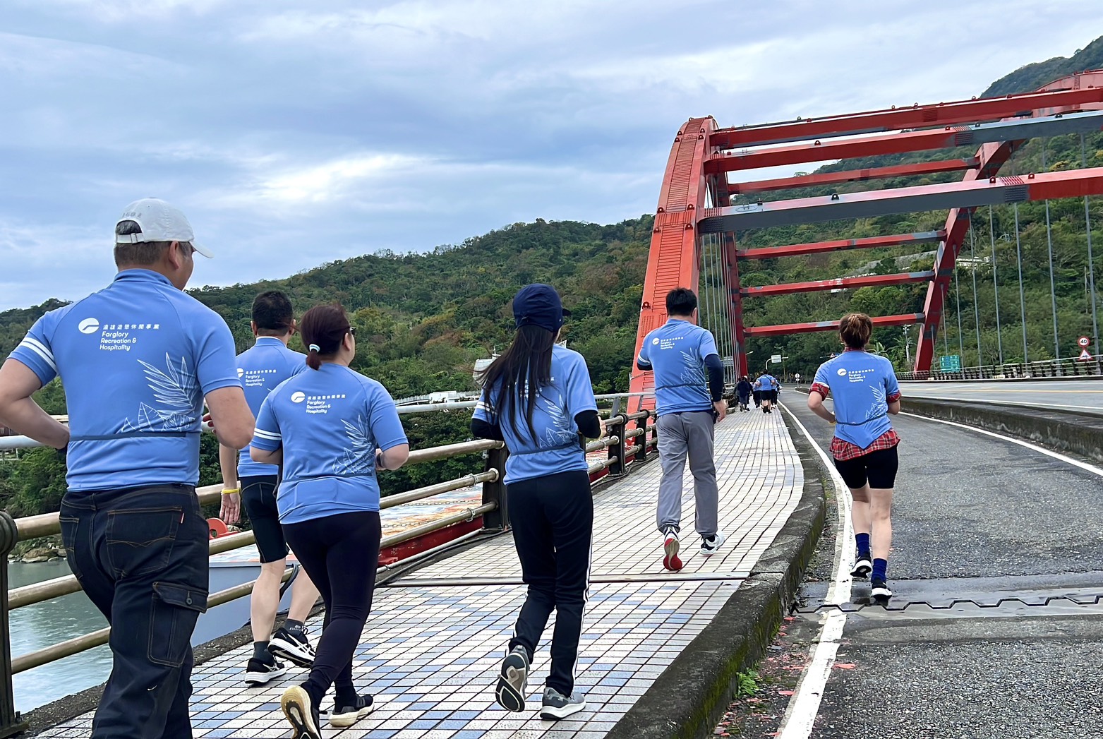 S__35110944_0.jpg (555 KB)